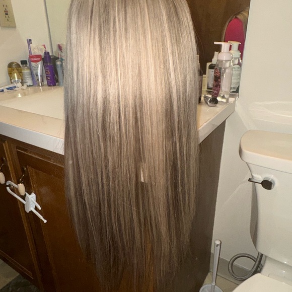 Lilly Hair Official Courtney Wig - Picture 7 of 12